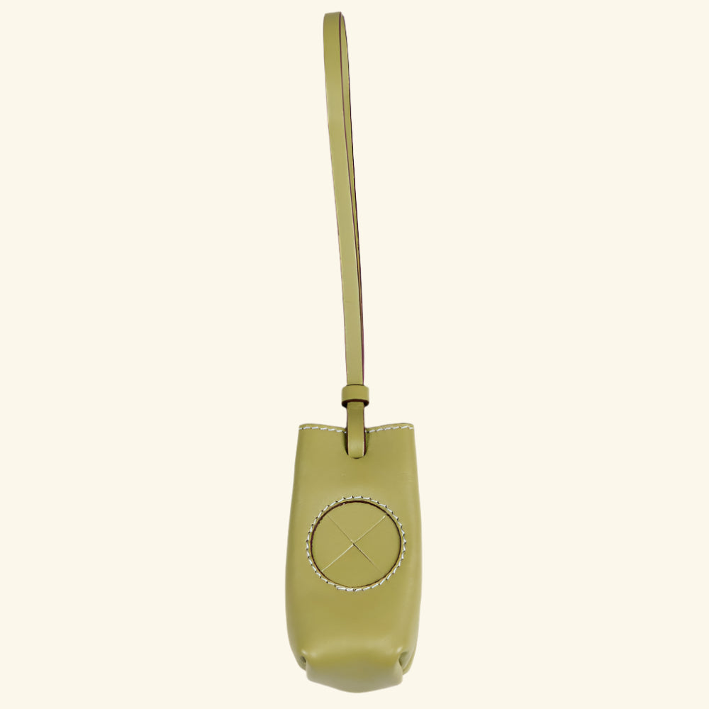 Carlotta Palermo - Poopy Bag Holder