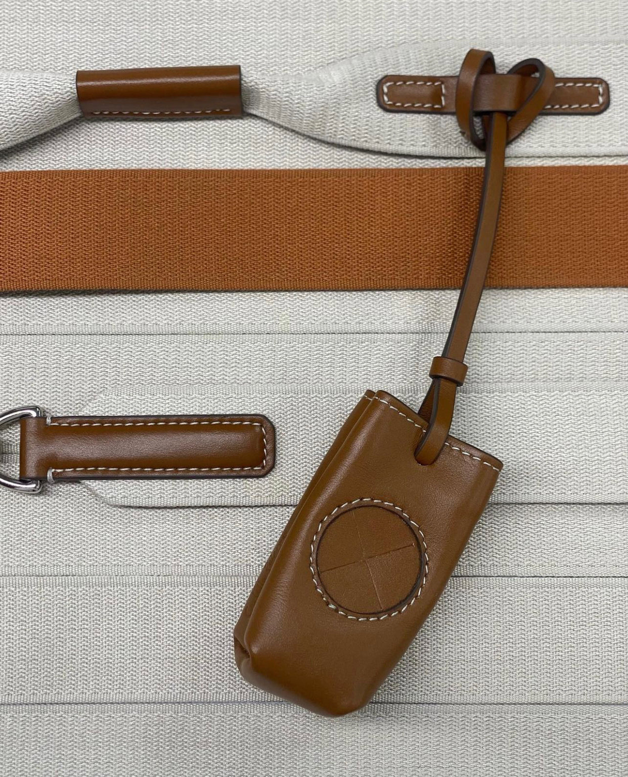 Carlotta Palermo - Poopy Bag Holder